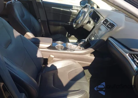 2013 Ford Fusion Hybrid Titanium from USA, damaged, VIN 3FA6P0RU6DR357447